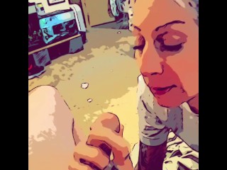 Горячая блондинка сосет, трахается, лижет, прилипает и веселится в коробке с игрушками