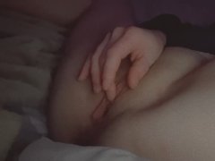 Playing with my pussy in bed cause boyfriend won’t come to bed