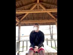 おとこの娘HARUが欲求を我慢できず公園で露出 - Screenshot 9 of 16 - Otokonoko