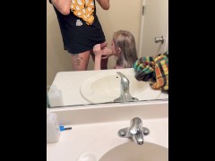 Seven minutes in heaven at a house party - Screenshot 15 of 16 - 18 Year Cute Girl