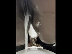 Had to Pee So Bad: Pee Desperation and Power Piss - Screenshot 7 of 16 - Piss