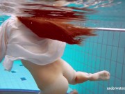 Juicy body teen Lola swims naked