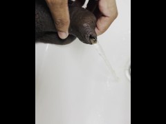pissinglover - Screenshot 8 of 16 - Foreskin