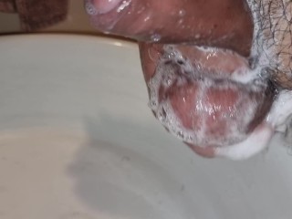 Shaving my Hairy Cock with a Happy ending - Elflaco