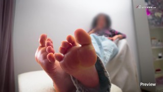 Giantess Ella - Ragazza bulla popolare