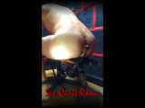 His ass swallows a wooden dildo with a clicking sound! The man is not lazy to try new things!