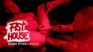 Turning Ridick's cunt inside out with some good deep ffist ffucking at STUDFIST