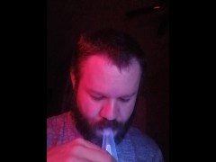 Blowing Cloudz - Screenshot 2 of 16 - Smoking