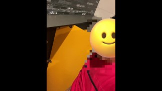 Nag jakol ako sa cr ng mall