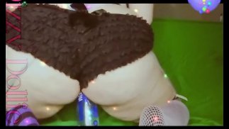 Bimbo Dizzy Dollie Stretching & Squirting Compilation
