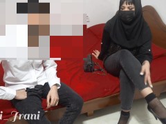 مدیر مد.رسه به ما.در دانش آ.موزش میگه پس.رت حرفای جنسی میزنه تومد.رسه مادر هم میگه...(مکالمه فارسی) - Screenshot 5 of 16 - دختر دبیرستانی