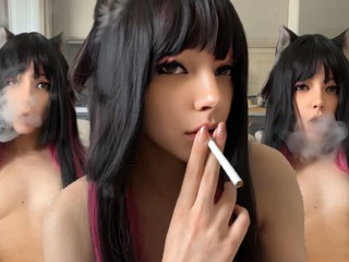魅魔步姐姐赤身裸体吸烟（我的 0nlyfans/ManyVids 上的完整视频）