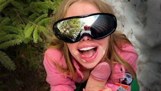 Случайный парень позволил мне пососать его член и снял это на видео - Миа Файр