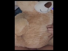 Teddy Bear Garage Fuck - Screenshot 6 of 16 - Humping Teddy Bear