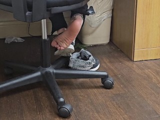 My nursing feet at work Video