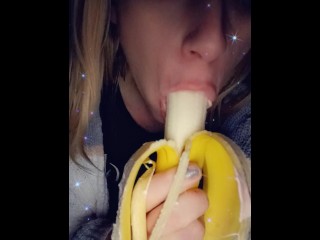 Banana deep throat Video