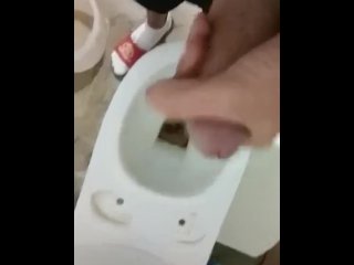 Чувствую себя (мастурбация большим членом)
