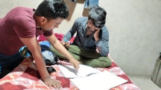 Indischer Desi-Dorf, Jüngerer College-Student Und Junger Masterji Beim Ficken