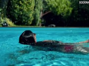 Preview 3 of Juicy ass Yenifer Chacon naked swimming