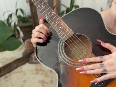 Nail Tapping Compilation - Screenshot 15 of 16 - Ryland Babylove