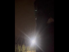 Outside Public peeing - Screenshot 6 of 16 - Milf