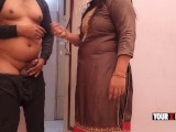 Punjabi Jatti caught bihari masturbate in her bathroom and fucked with him