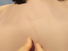 スポーツ女子の野外ガチオナ。イッたまんこから出た糸引きマン汁見せつけ。 - Screenshot 4 of 16 - 日本人