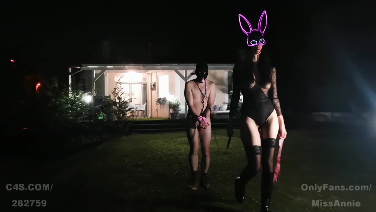 Walking My Bitchboy - 安妮小姐 - 调教女性统治奴隶拴狗奴羞辱