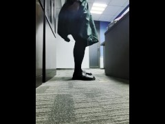 在没人的房间里穿着喜爱的jk制服自慰，很快就射精了~！ - Screenshot 2 of 16 - 自慰