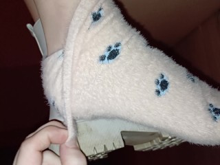 Taking off her boots with wool socks and worshipping her dirty unpedicured feet Video