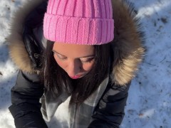 Встретил заблудившуюся девушку в лесу и трахнул кончив в её киску - Кремпай - Screenshot 3 of 16 - Cum Inside Pussy