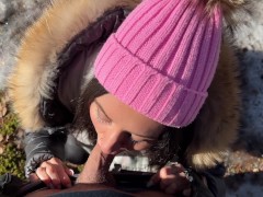 Девушка заблудилась в лесу и встретила лесника отблагодарив его сексом - Кремпай - Screenshot 4 of 16 - Snowy Forest