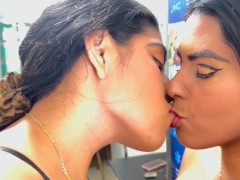 busty stepmom fucks her busty stepdaughter - Screenshot 7 of 16 - Madrastra Latina