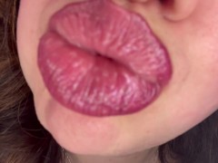 Pouty - Screenshot 16 of 16 - Big Lips