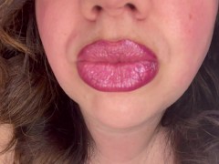 Pouty - Screenshot 9 of 16 - Makeup
