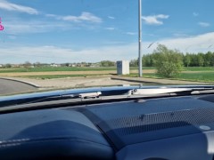 Dałam się wyruchać nieznajomemu na autostradowym parkingu. Lodz