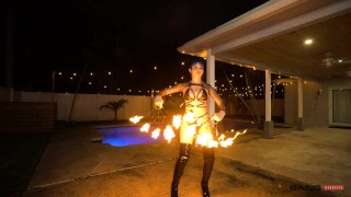 Requests PAWG Babe Jewelz Blu Is Skilled With Fire And Large Dark Cocks