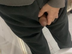 黄金圣水调教人肉便器性奴，喝主人的尿，用尿洗澡。 - Screenshot 16 of 16 - Piss Slave