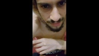 射精和玩 whith 即插即用和健身房热！！无编辑