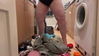 度假回来，有一堆衣服！只有一件事 - 独特的“PEEsoak”！