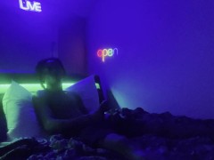 Official Lil Tre Jerking Off in Porn Studio - Screenshot 4 of 16 - Big Dick