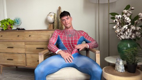 OF COURSE SPIDEY IS UNCUT 🕸️