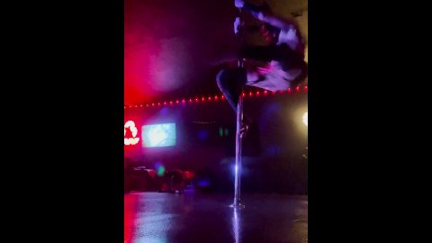 Kimono Pole Dance