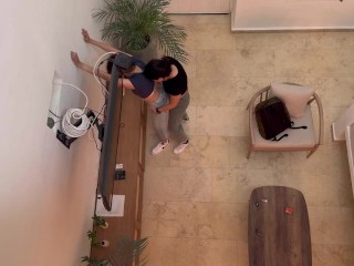 Мы наконец прибыли в Картахену, и Скарлетт хочет трахнуть своего коллегу!!