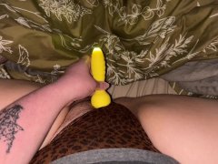 teen moans and squirms using vibrator