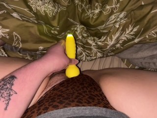 teen moans and squirms using vibrator Video