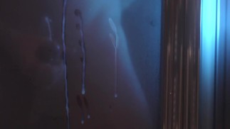 Sensuale sotto la doccia, vieni a guardare la mia pioggia di sperma - slow mo