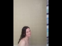 Taking a bubble bath - Screenshot 10 of 16 - Bubble Bath