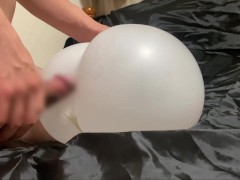 大量に中出しして精子が逆流してきちゃった。射精したのにまた挿れちゃうの！？ - Screenshot 1 of 16 - Japanese