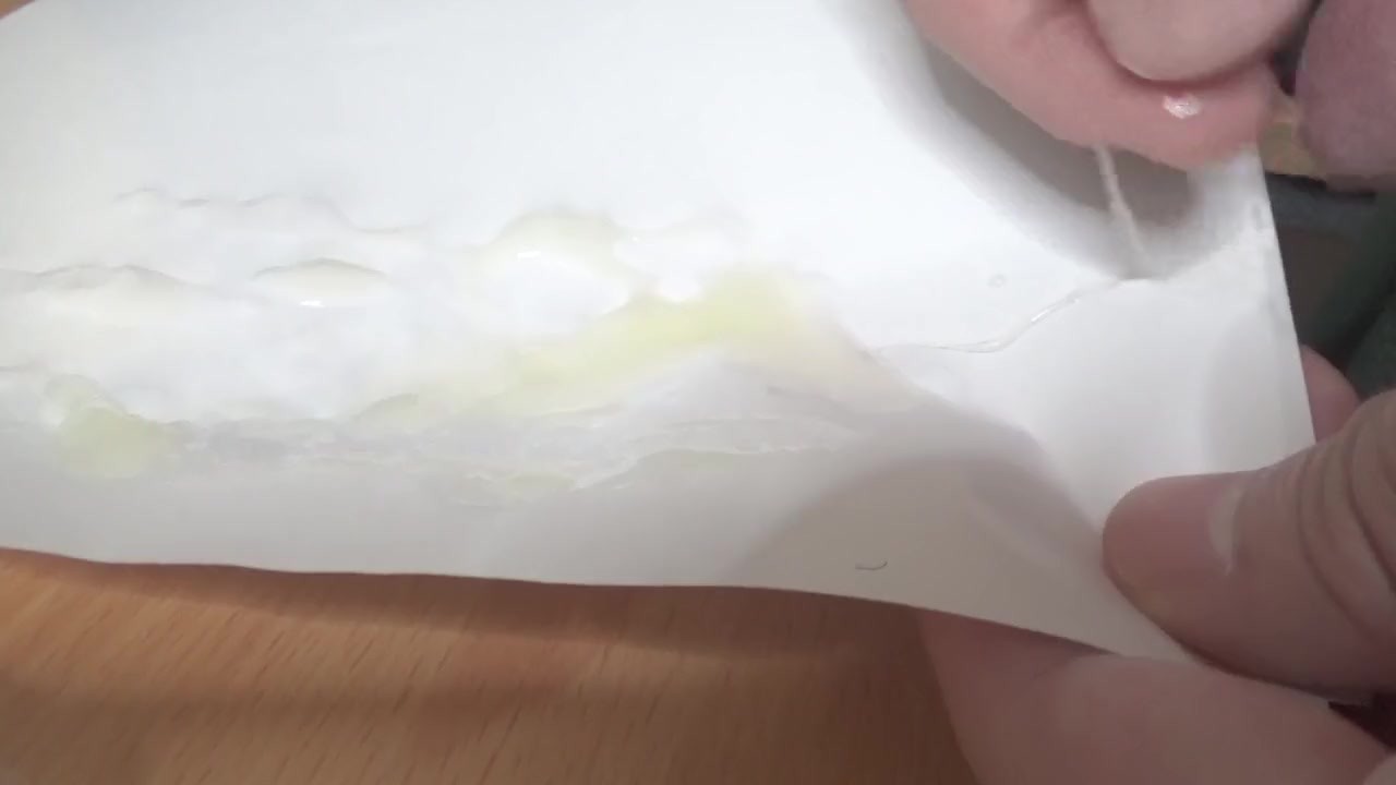 オナ禁明け、濃厚すぎてなかなか切れない黄ばみ精液を吐精する変態君。尿道に詰まる感覚が気持ち良かったです。